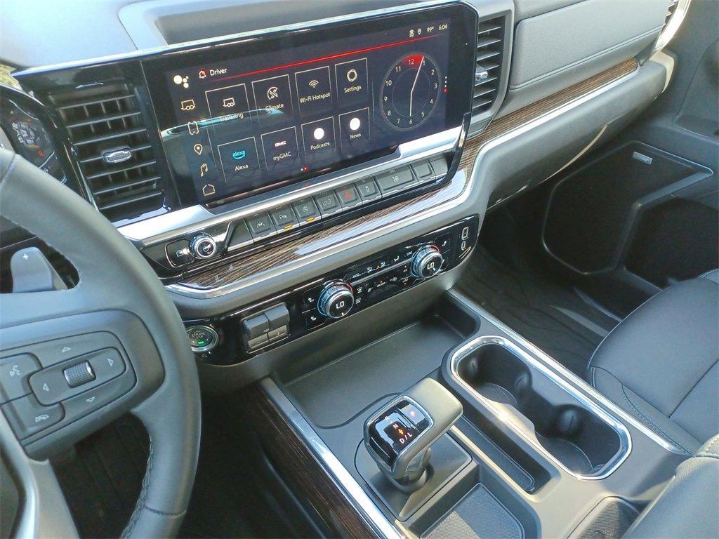 new 2025 GMC Sierra 1500 car, priced at $58,286