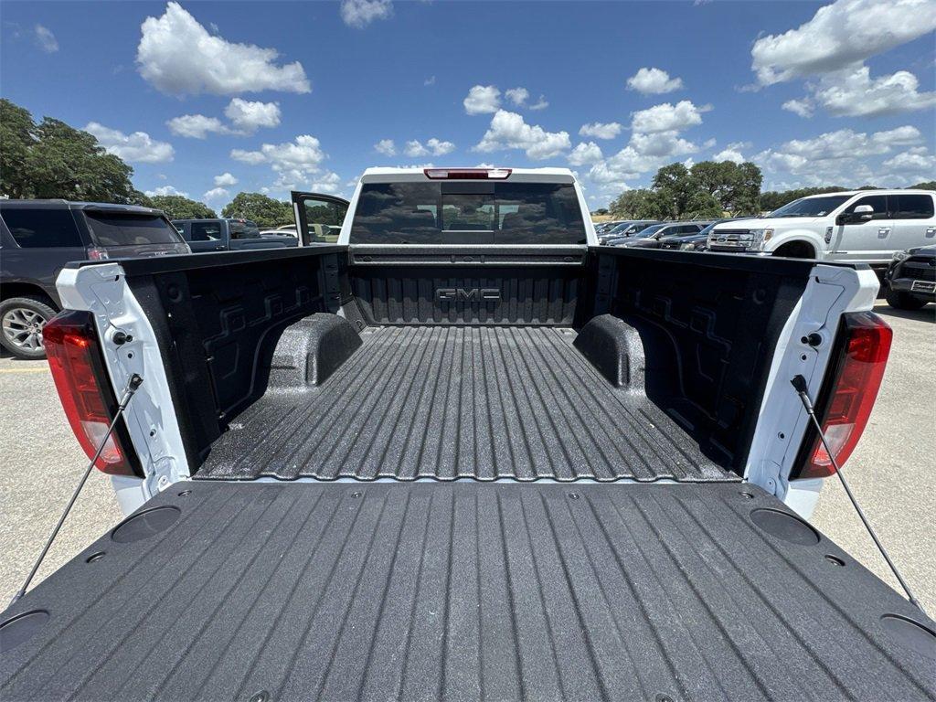 new 2025 GMC Sierra 1500 car, priced at $58,016