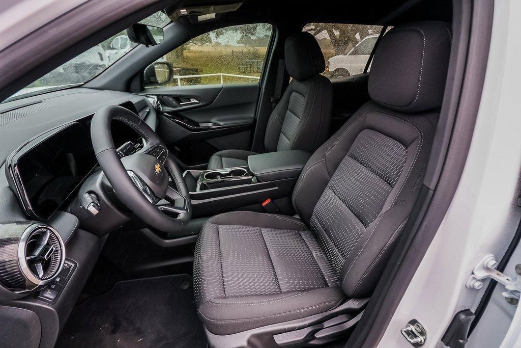 new 2025 Chevrolet Equinox car, priced at $31,290