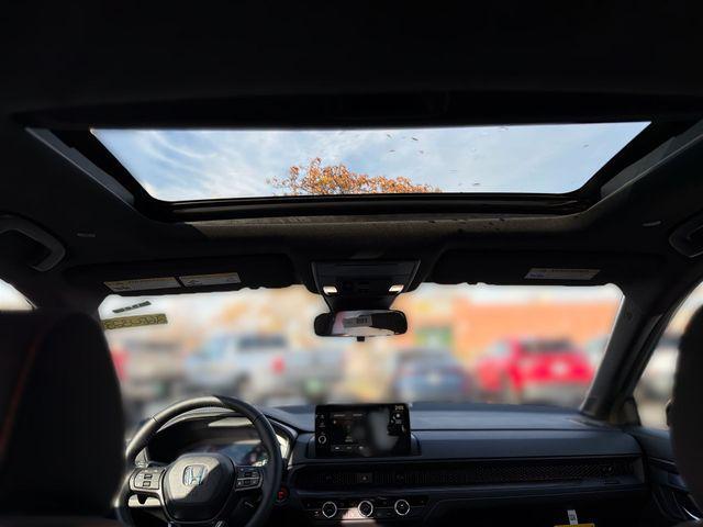 new 2026 Honda CR-V Hybrid car, priced at $38,332