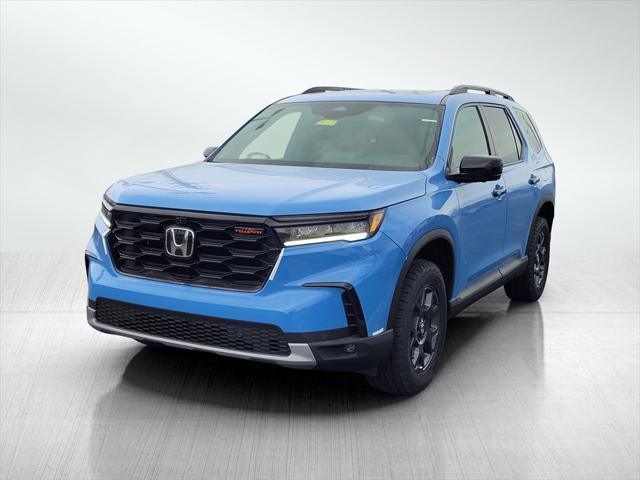 new 2025 Honda Pilot car, priced at $48,259