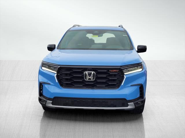 new 2025 Honda Pilot car, priced at $48,259