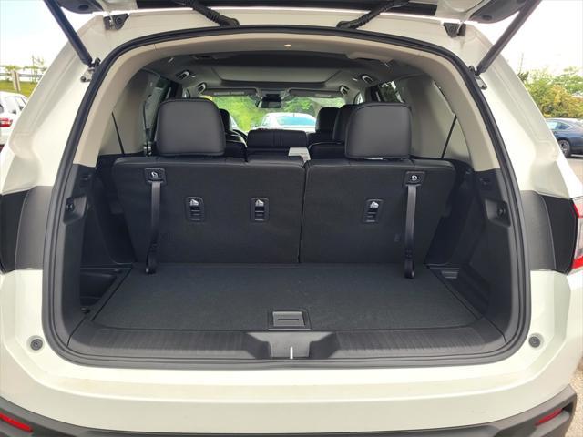 new 2025 Honda Pilot car, priced at $49,221