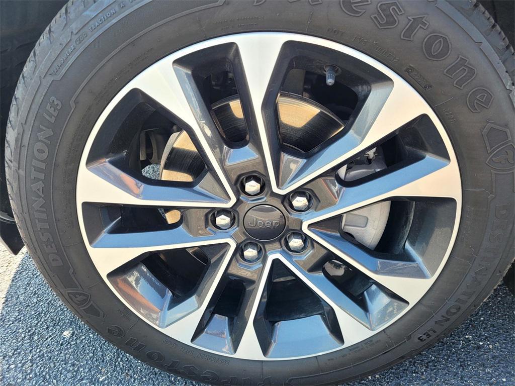 used 2021 Jeep Grand Cherokee L car, priced at $29,508
