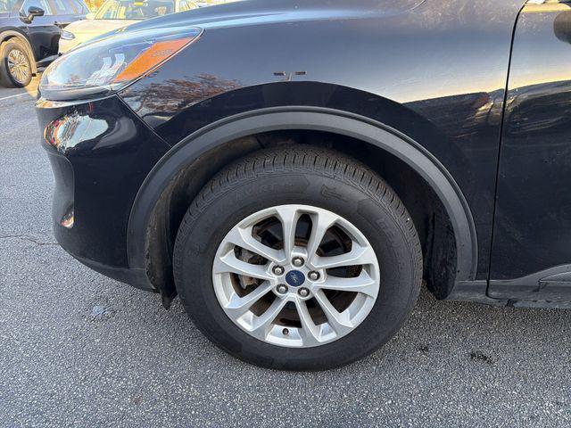 used 2021 Ford Escape car, priced at $14,200