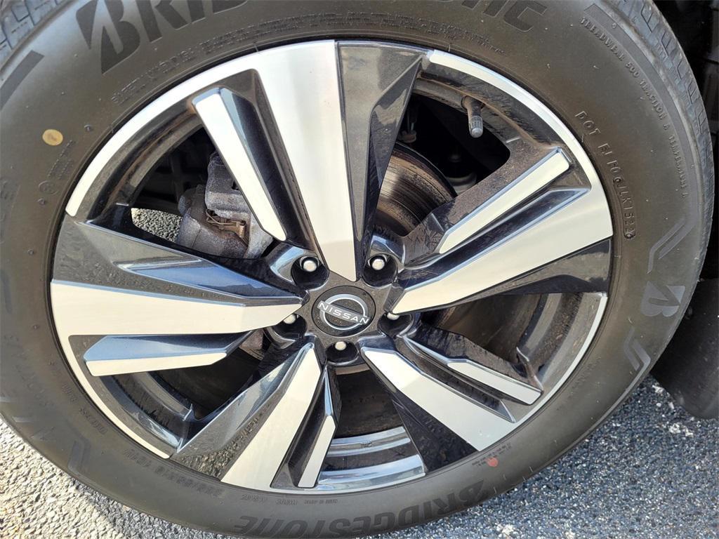 used 2022 Nissan Rogue car, priced at $28,389