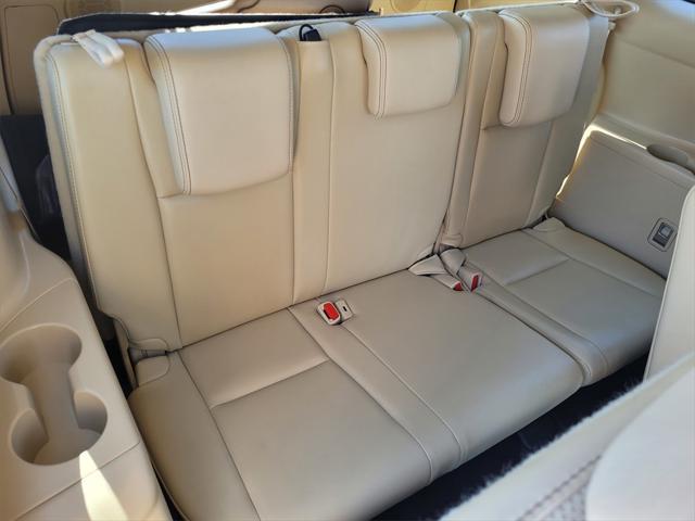 used 2014 Toyota Highlander car, priced at $18,999