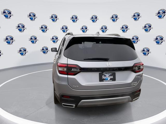 new 2025 Honda Pilot car, priced at $45,876