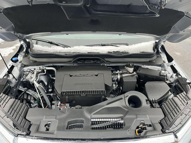 new 2025 Honda Pilot car, priced at $45,876