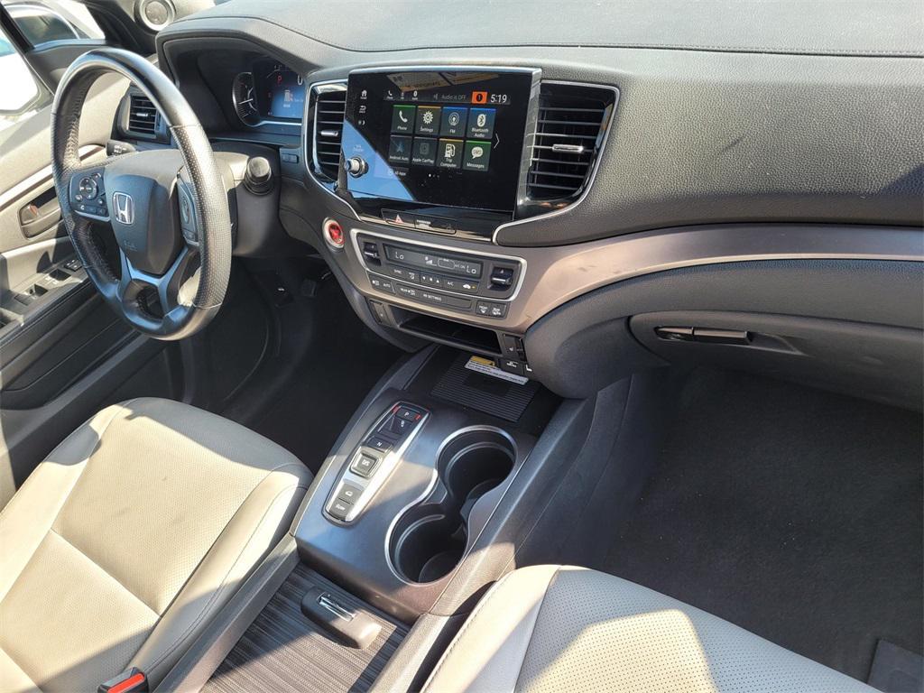 used 2022 Honda Passport car, priced at $31,334
