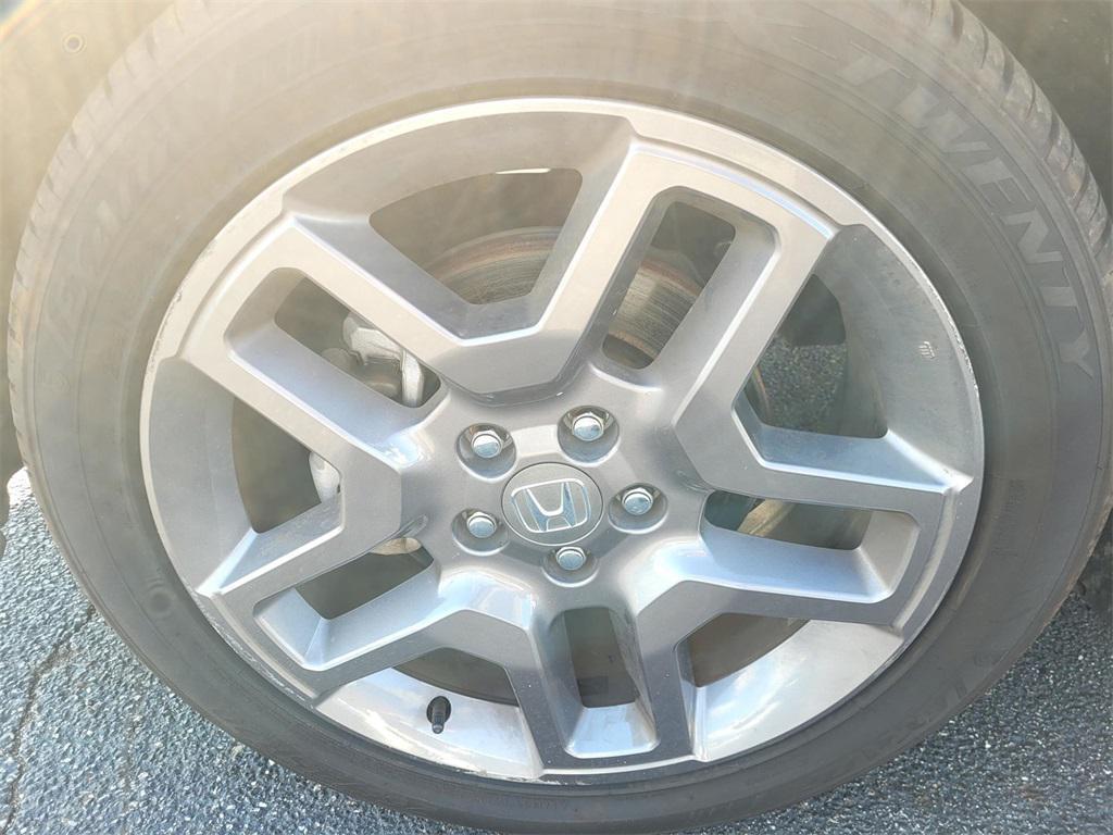 used 2022 Honda Passport car, priced at $31,334