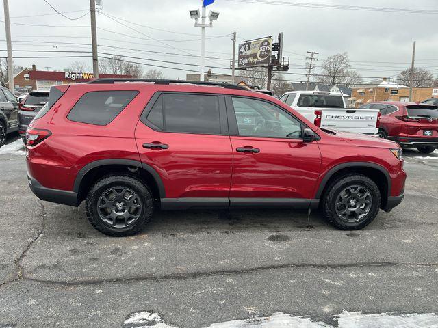 new 2025 Honda Pilot car, priced at $46,859