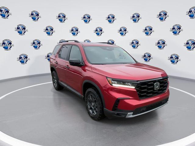 new 2025 Honda Pilot car, priced at $46,859