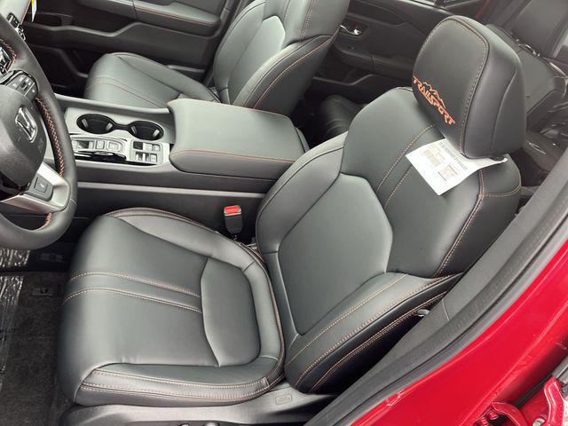 new 2025 Honda Pilot car, priced at $46,859