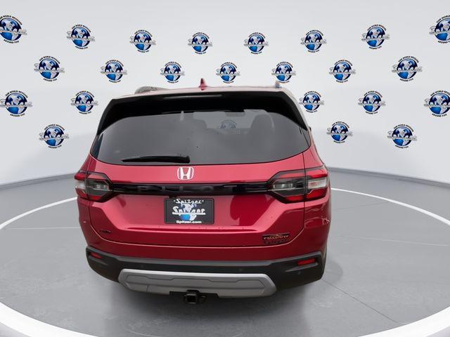 new 2025 Honda Pilot car, priced at $46,859