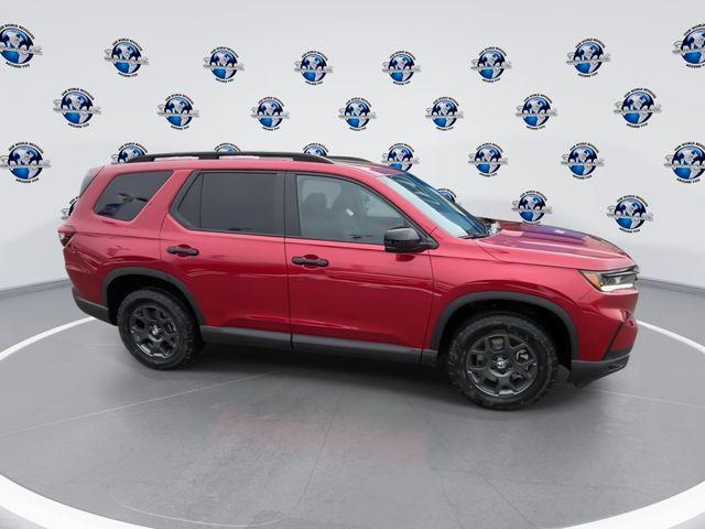 new 2025 Honda Pilot car, priced at $46,859