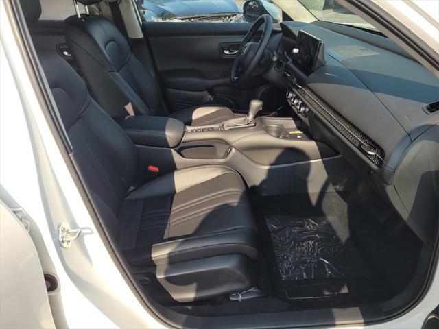new 2025 Honda HR-V car, priced at $32,850