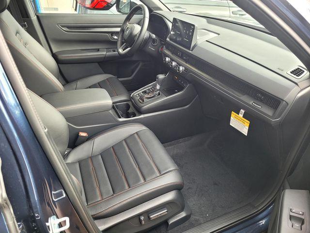 new 2026 Honda CR-V Hybrid car, priced at $39,683