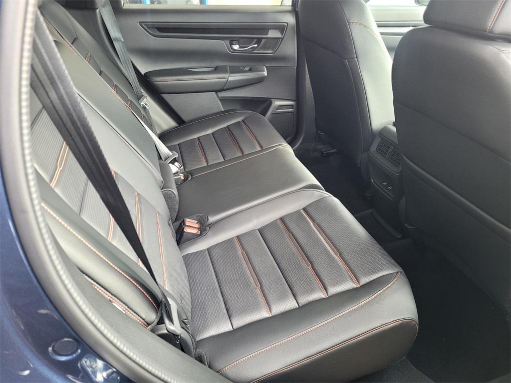 new 2026 Honda CR-V Hybrid car, priced at $39,683