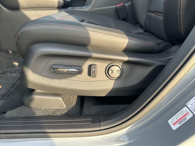 new 2026 Honda CR-V Hybrid car, priced at $40,115