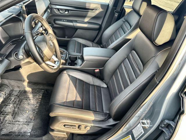 new 2026 Honda CR-V Hybrid car, priced at $40,115