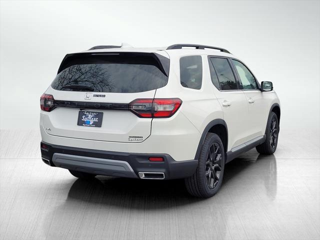new 2025 Honda Pilot car, priced at $49,221