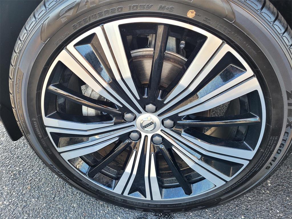 used 2023 Volvo XC60 car, priced at $31,857
