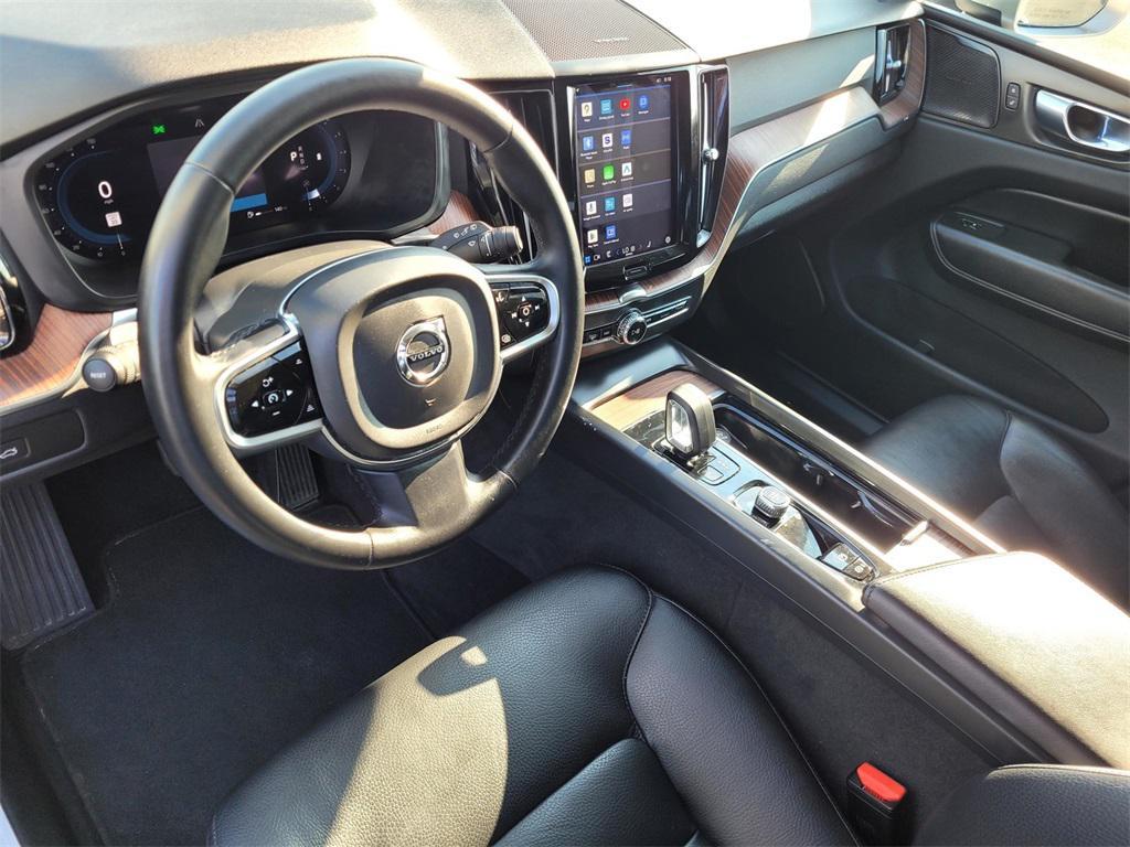 used 2023 Volvo XC60 car, priced at $31,857