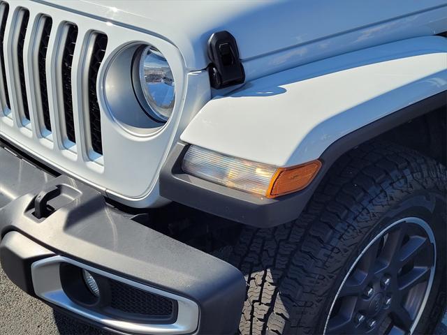 used 2022 Jeep Gladiator car, priced at $34,999