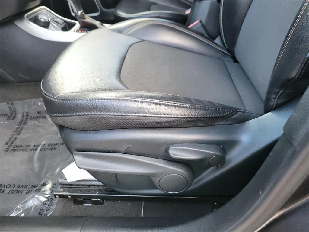 used 2019 Jeep Compass car, priced at $15,925