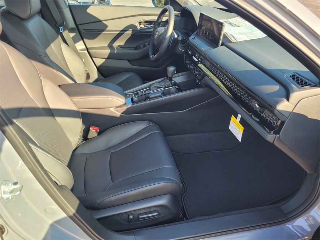 new 2025 Honda Accord Hybrid car, priced at $35,217