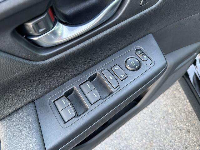 new 2026 Honda CR-V Hybrid car, priced at $39,683