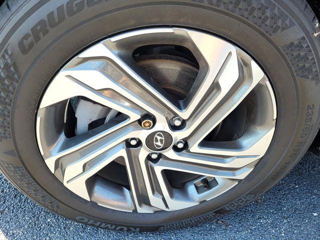 used 2022 Hyundai Santa Fe car, priced at $17,895