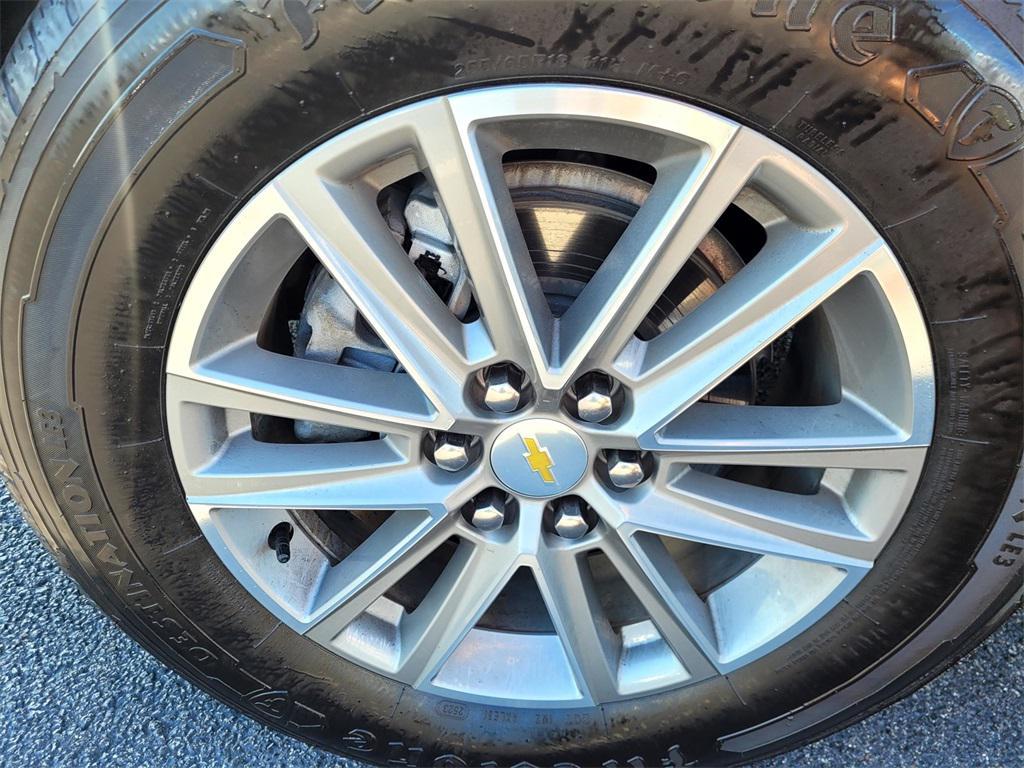 used 2022 Chevrolet Traverse car, priced at $24,317