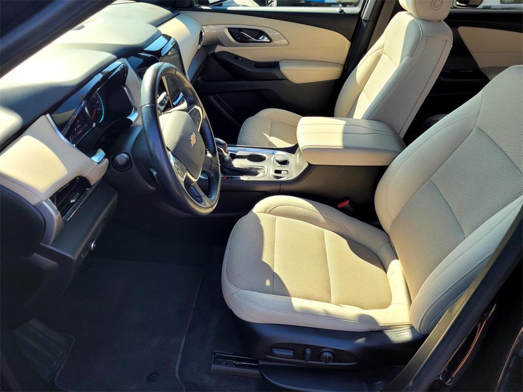 used 2022 Chevrolet Traverse car, priced at $24,317