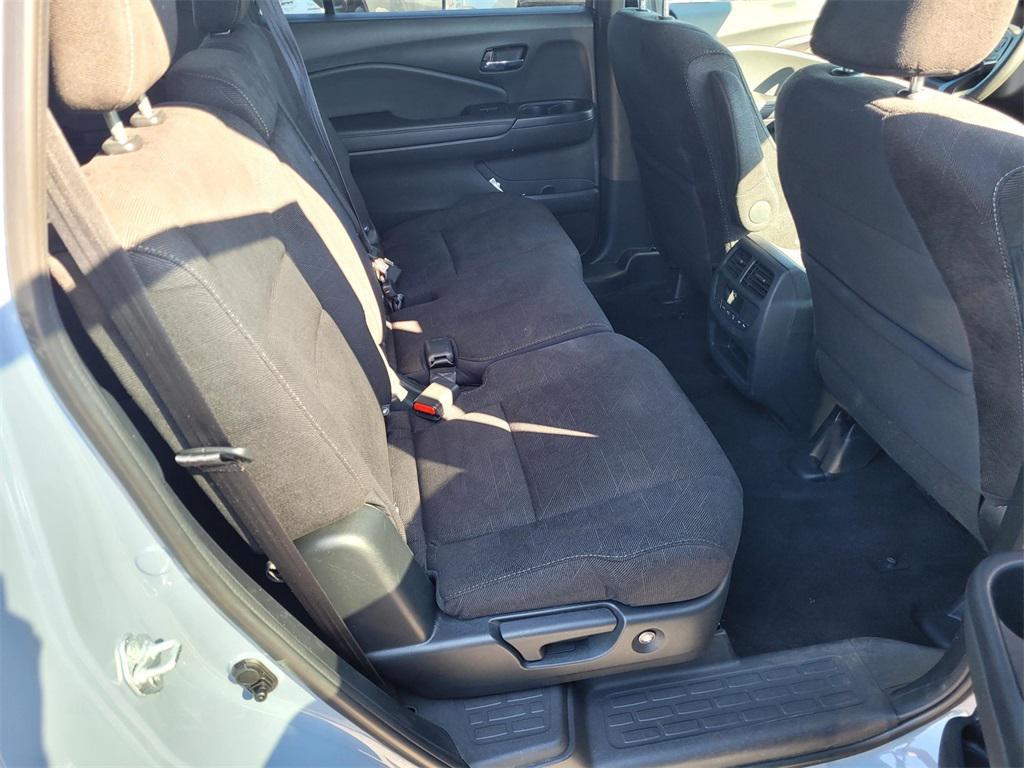 used 2022 Honda Pilot car, priced at $31,800