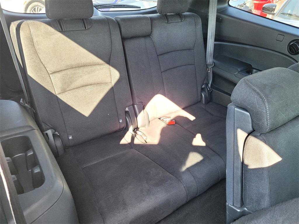 used 2022 Honda Pilot car, priced at $31,800