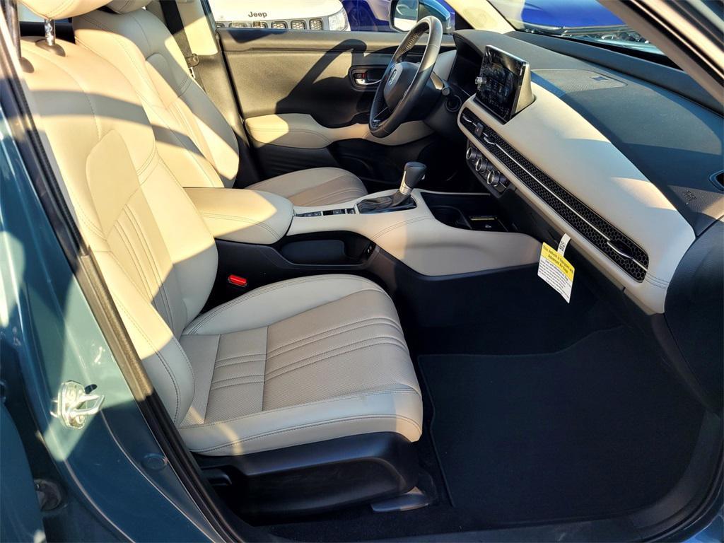 used 2025 Honda HR-V car, priced at $29,660
