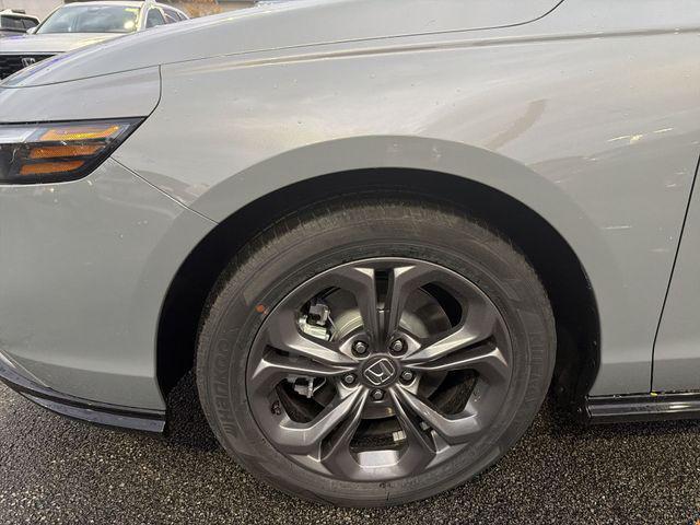 new 2025 Honda Accord Hybrid car, priced at $34,804