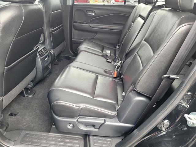 used 2022 Honda Pilot car, priced at $34,699