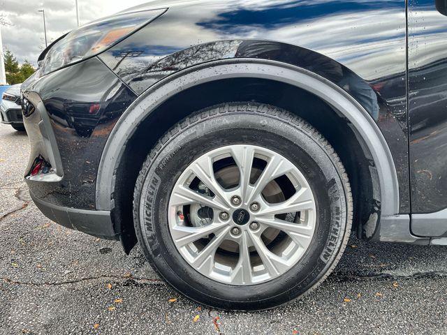 used 2024 Ford Escape car, priced at $23,100