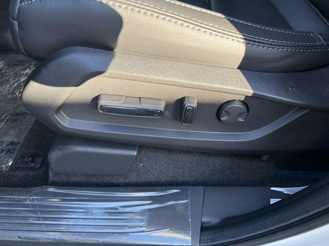 new 2025 Honda Pilot car, priced at $43,842