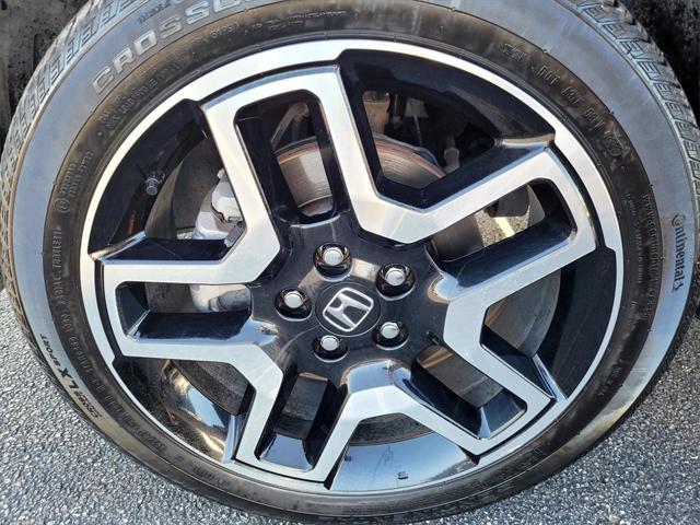 used 2023 Honda Passport car, priced at $39,025