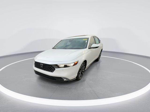 new 2025 Honda Accord Hybrid car, priced at $38,152