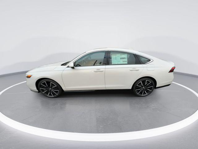 new 2025 Honda Accord Hybrid car, priced at $38,152