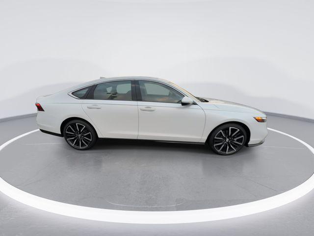 new 2025 Honda Accord Hybrid car, priced at $38,152