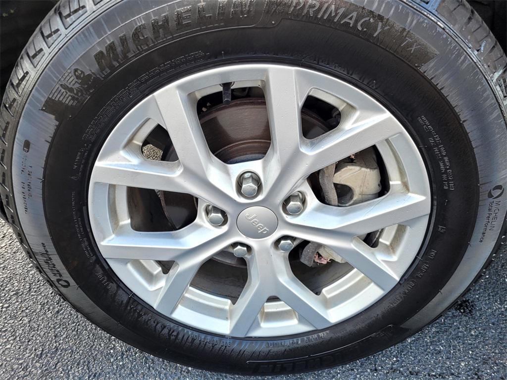 used 2023 Jeep Grand Cherokee car, priced at $30,500