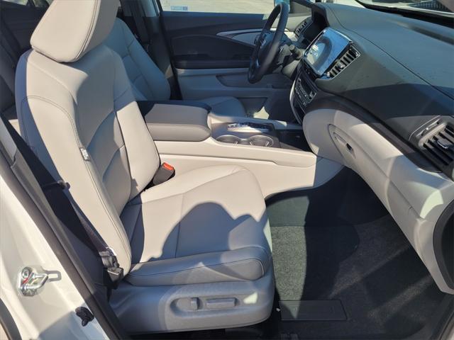 new 2025 Honda Ridgeline car, priced at $44,285