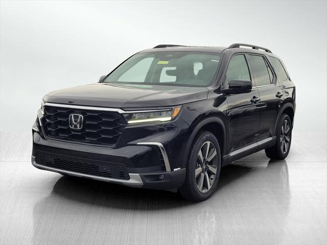 new 2025 Honda Pilot car, priced at $48,187