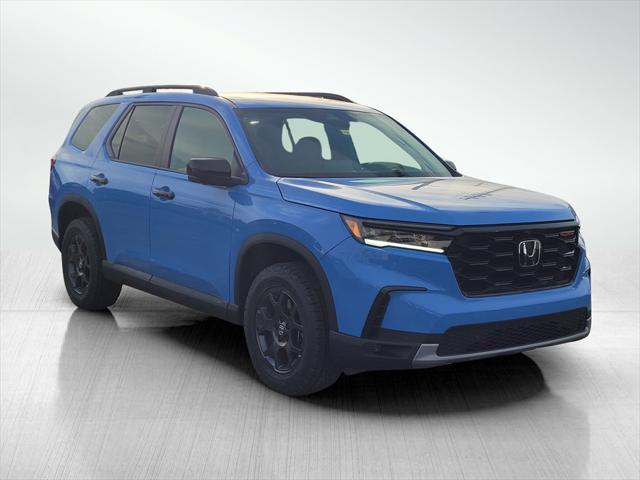 new 2025 Honda Pilot car, priced at $48,259